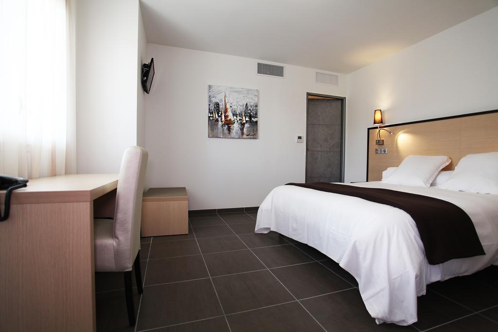 Hotel Restaurant Les Pielettes Le Rove Δωμάτιο φωτογραφία