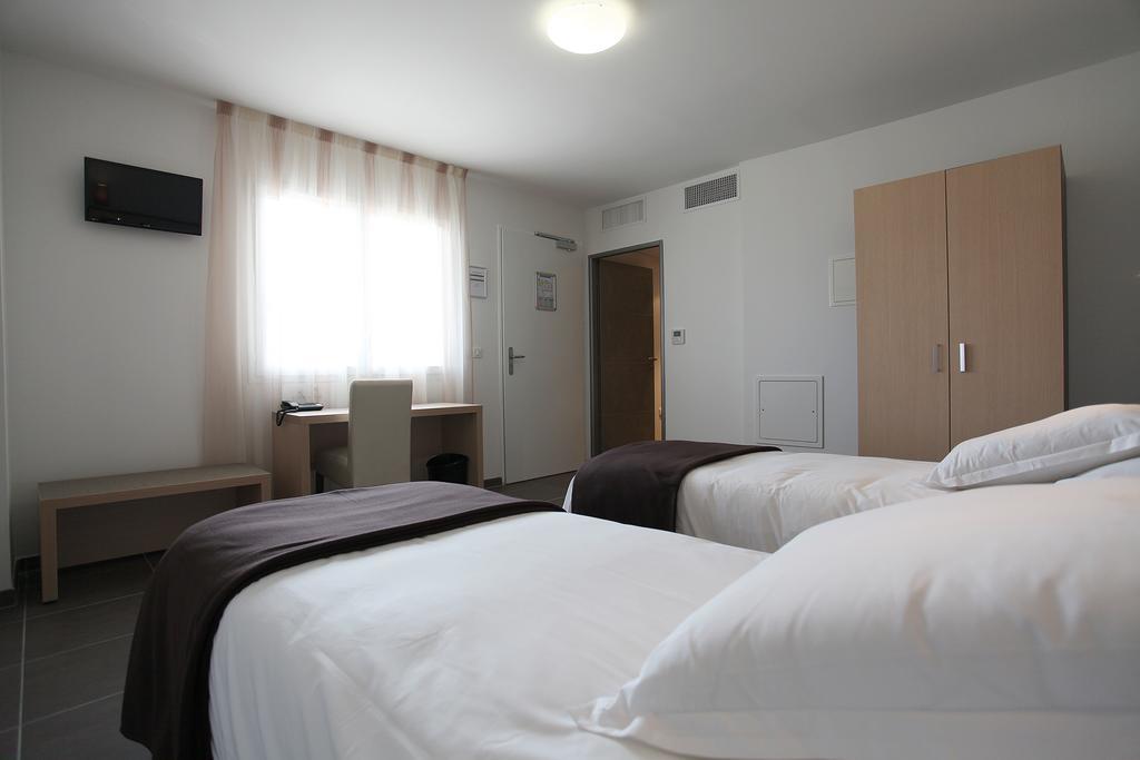 Hotel Restaurant Les Pielettes Le Rove Δωμάτιο φωτογραφία