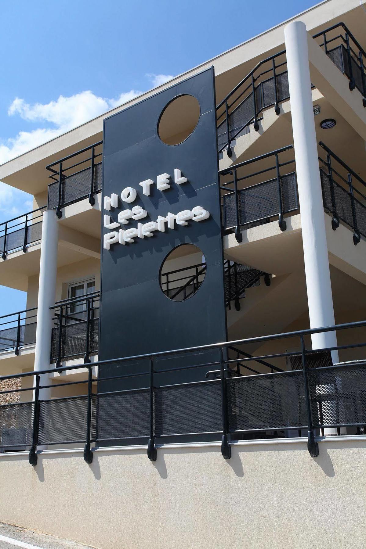 Hotel Restaurant Les Pielettes Le Rove Εξωτερικό φωτογραφία